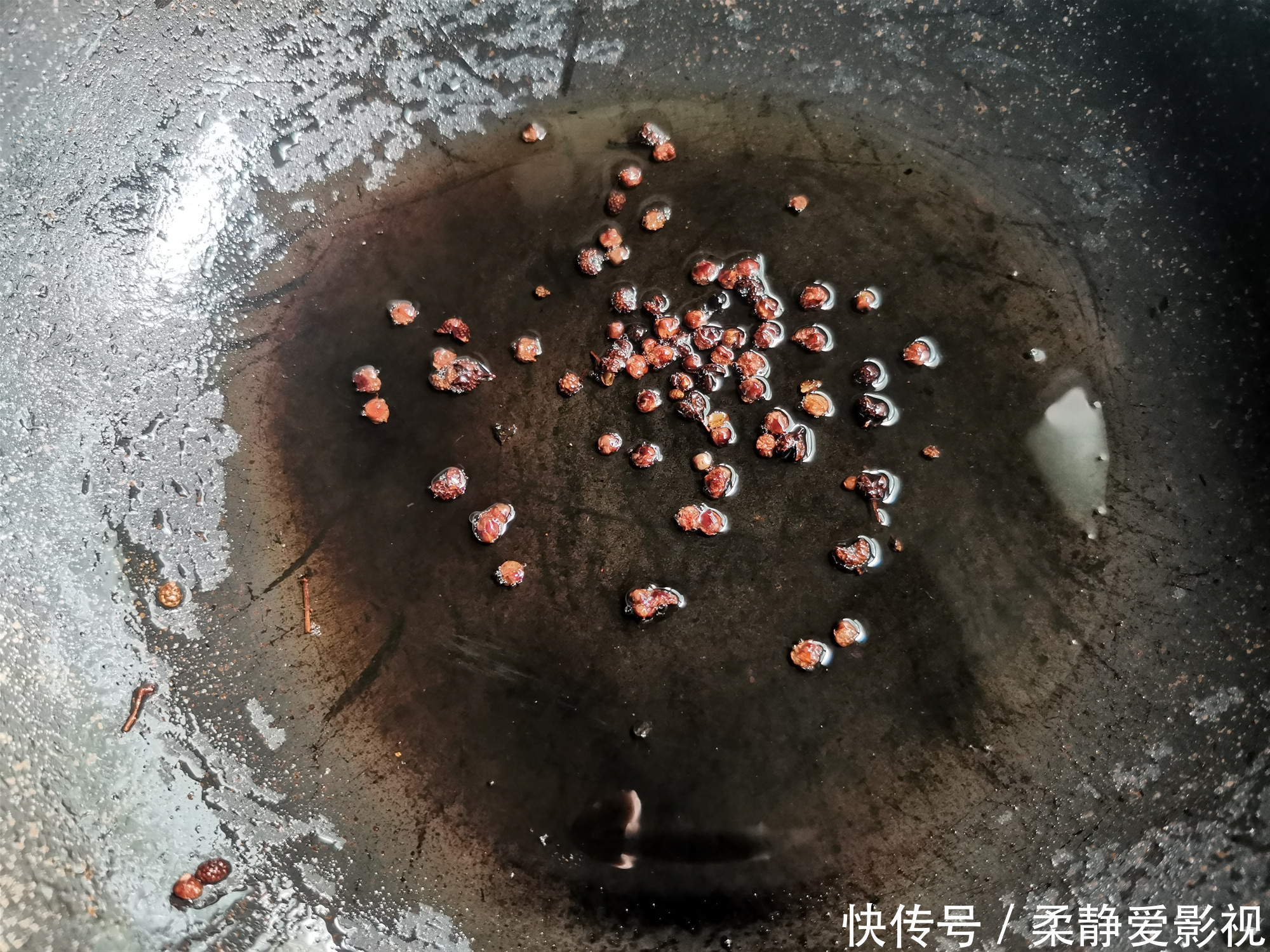 放在冷水中|夏季天热,吃肉不如吃这个菜,营养全面,开胃下饭,清肠排毒