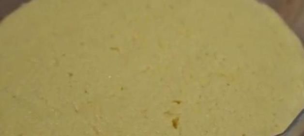 玉米面正确做法，开水一烫，筷子一搅，手不沾面，蓬松暄软