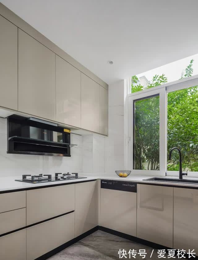 飞墨|450㎡上下六层别墅,70万打造现代轻奢风,这是一个家的最高境界