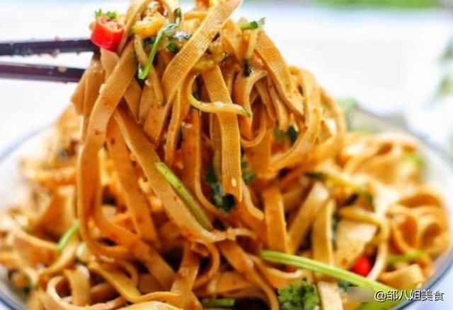 北方人爱吃的5道下酒菜，越吃越香，特别是最后一道老酒鬼都喜欢