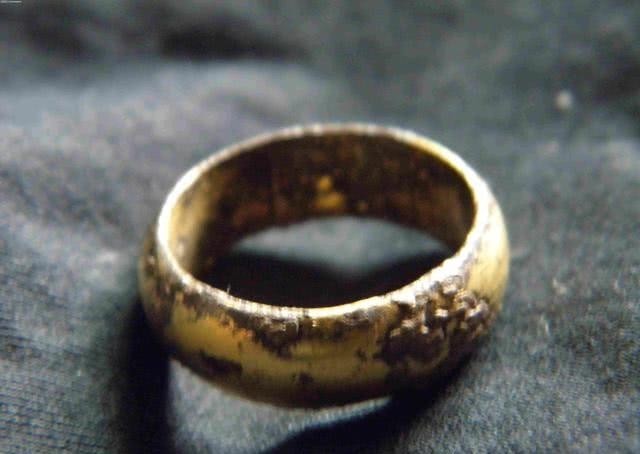 古代戒指并不是代表爱情,那么戒指的历史又是怎么样的?