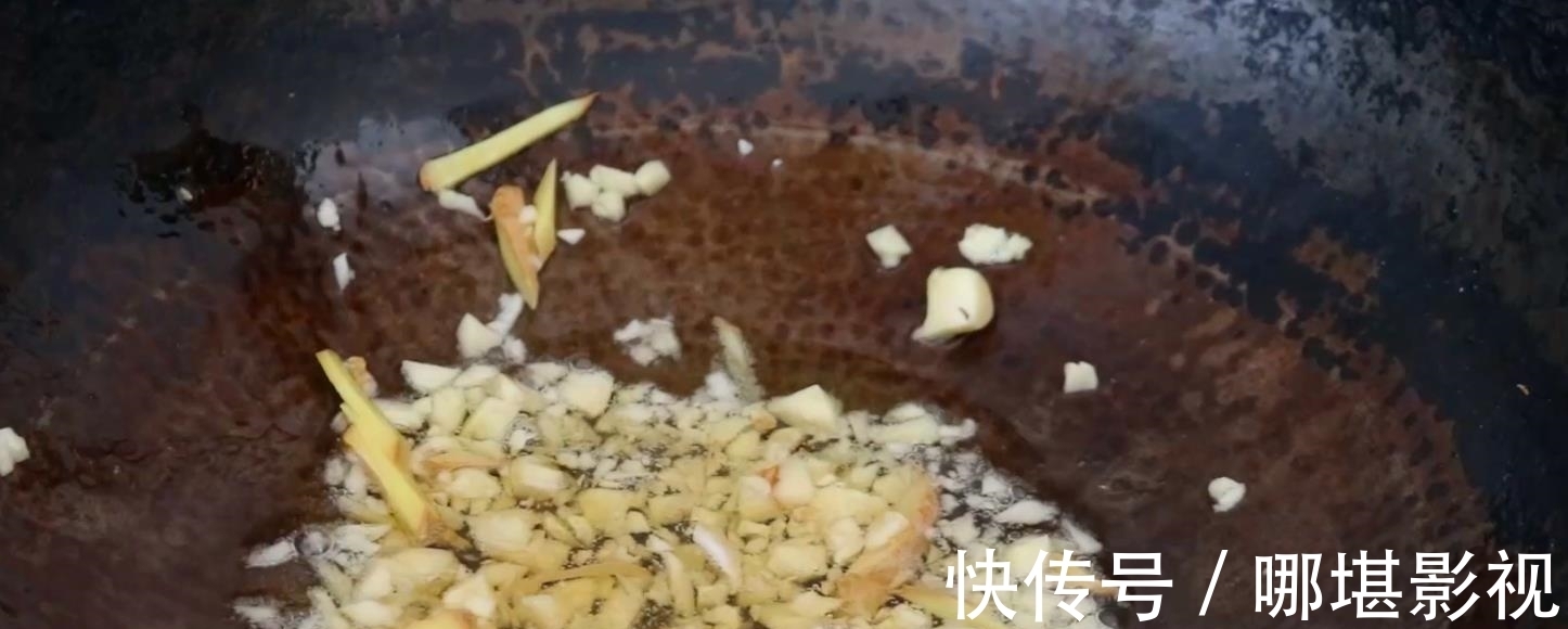 比水煮鱼还好吃的豆腐新做法,饭店吃不到,老婆三天两头点名吃