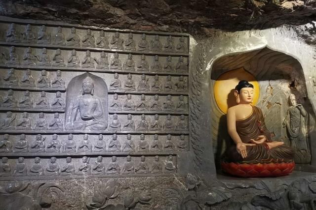 桂林一寺庙走红，因“万佛岩”在当地出名，国内游客却很少知道