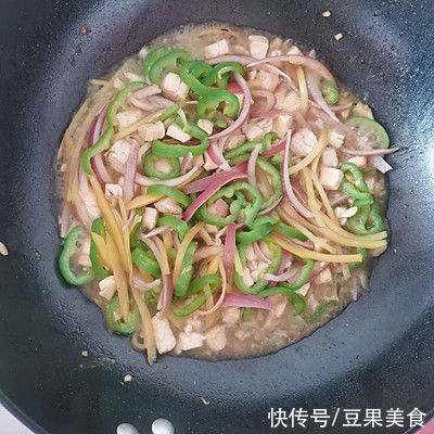 咖喱鸡肉奶酪饼|从小吃咖喱鸡肉奶酪饼长大的我，谁敢说我这做法不正宗