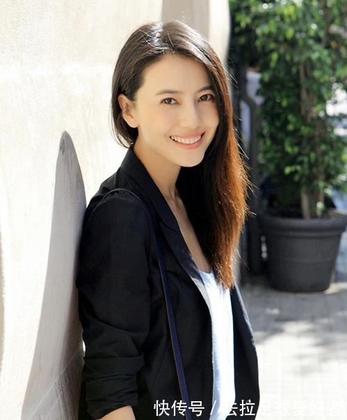 俞飞鸿 40岁的女人别烫波浪卷了!很显老,这三款发型更好看,减龄还时尚!