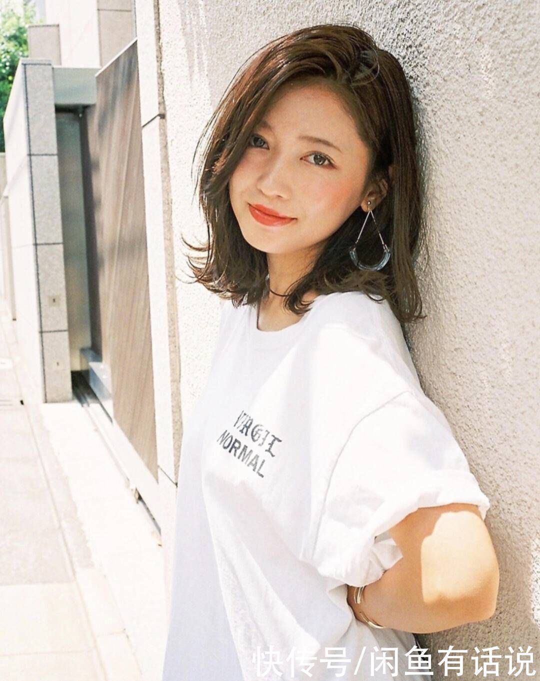 发型 才到40岁就跑出“大妈味”?这3种发型记得要避开,显老又土气