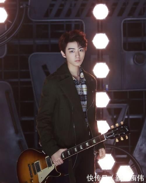 吉他|王俊凯点评过于专业让观众很疑惑，但听完小凯解释后，瞬间明白了