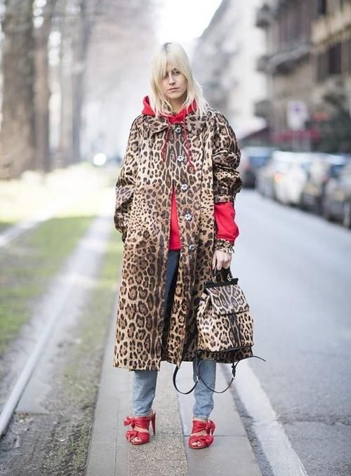 风衣|风衣大势已去，今年流行这3种搭配，清爽时髦还减龄