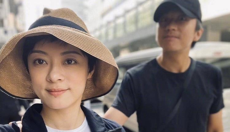 |沙雕动画,搞笑:在教室用粪水画画表白,结果被打惨!