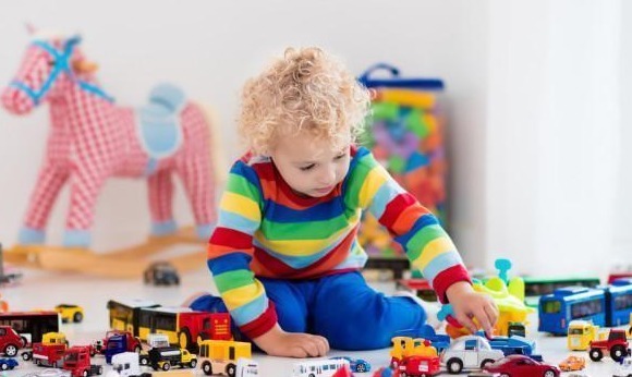 孟子@孩子“课本涂鸦”走红网络,妈妈看完感叹跑偏了,网友:灵魂画手