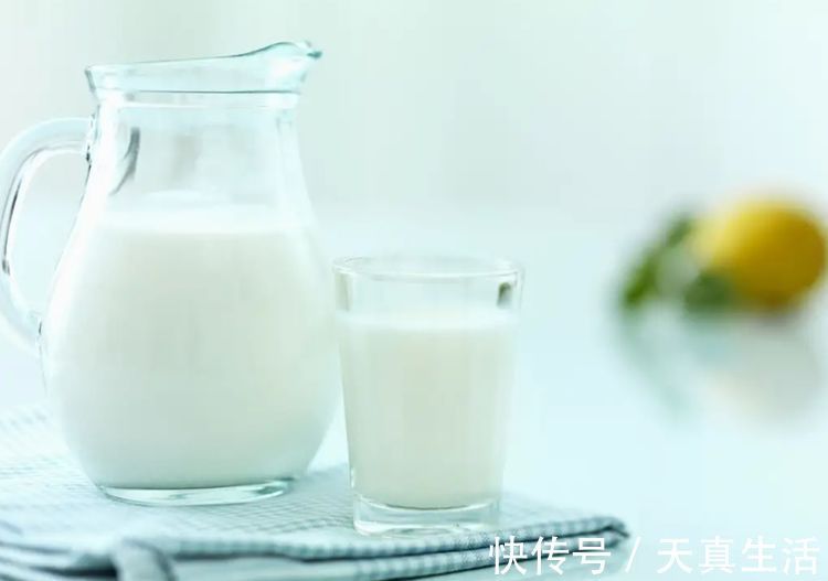 纯净水|给宝宝冲调米粉,用水还是用奶?用什么水更合适?听听专家怎么说