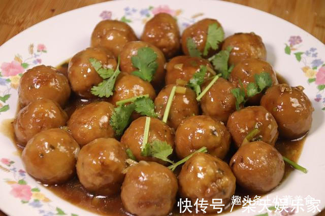 秋天要多吃豆腐，教你好吃的做法，鲜嫩美味，比大鱼大肉都好吃