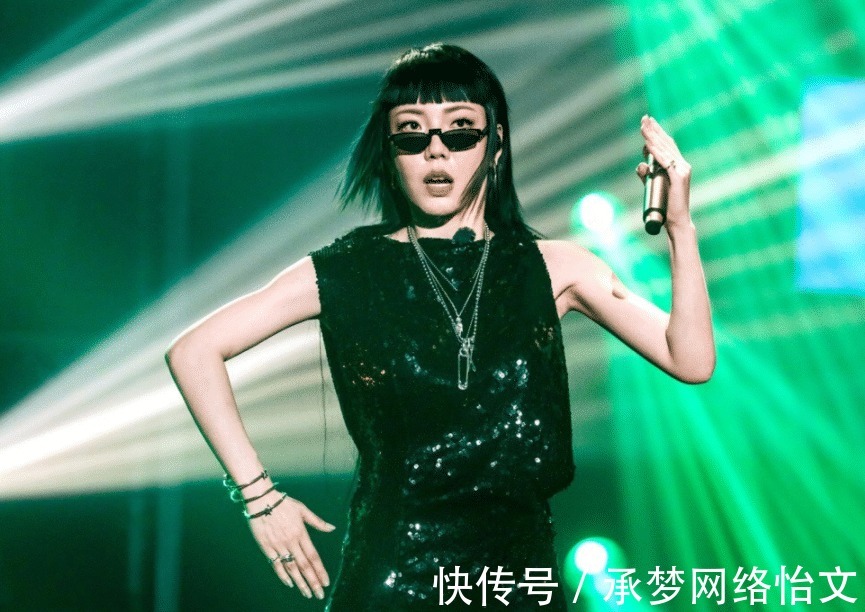 女歌手|《中国好声音》模式有变,四位大咖导师各配一位高颜值女歌手助教