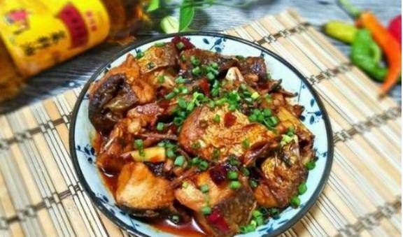鲜香|万能炖鱼法,不管是什么鱼,照这个方法炖,保证味美鲜香无腥味