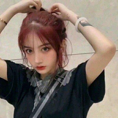 学生妹|学生妹别再扎“低马尾”了,现在流行“青春马尾”,坐等男神主动撩