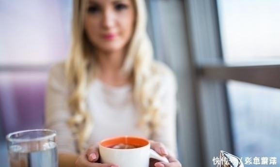 肾气|枸杞加“1物”泡水喝，坚持喝7天，可能肝脏干净，肾气也补回来