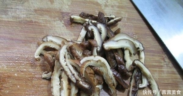 “它”发芽了千万别扔,吃对了营养翻倍,9成人不知,为家人收藏