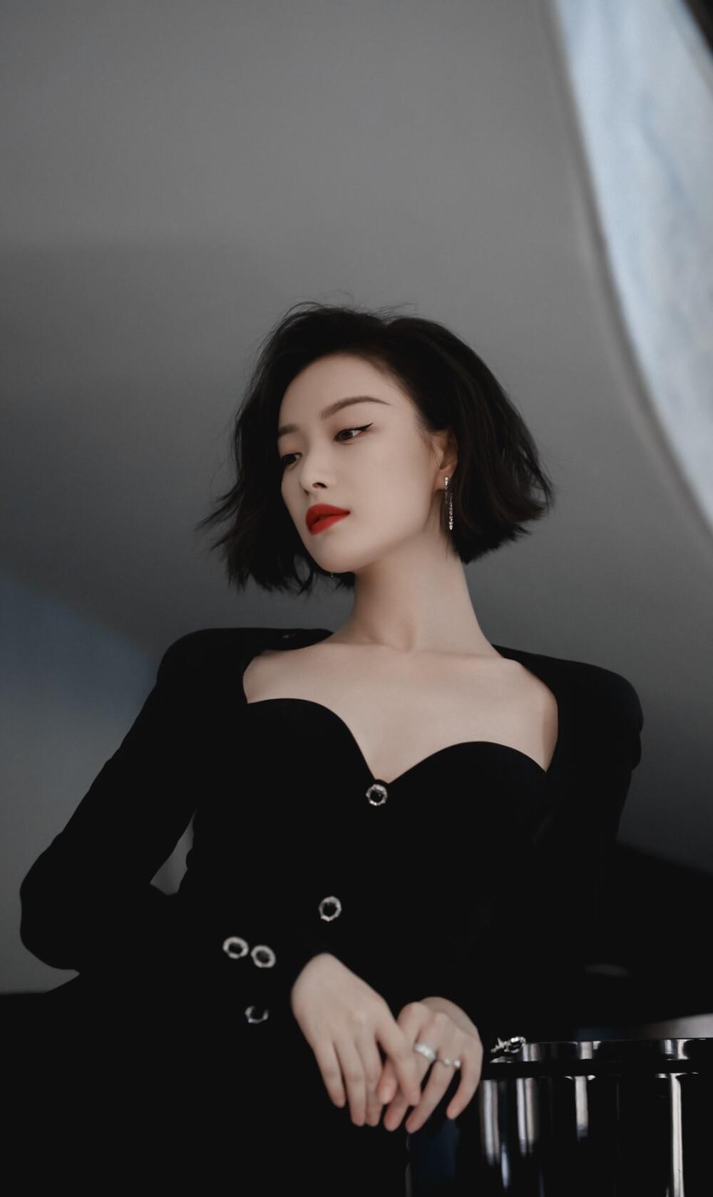 女生|女生气质有3种形状:圆形、三角形、长方形,你是哪种?