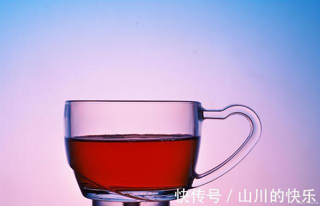 菊花茶|秋天还在乱喝茶？秋季喝什么茶最好？不妨听听医生怎么说