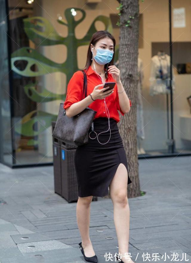 衬衣 红色衬衫搭配黑色半身裙,尽显职业范儿,优雅干练,高级感十足