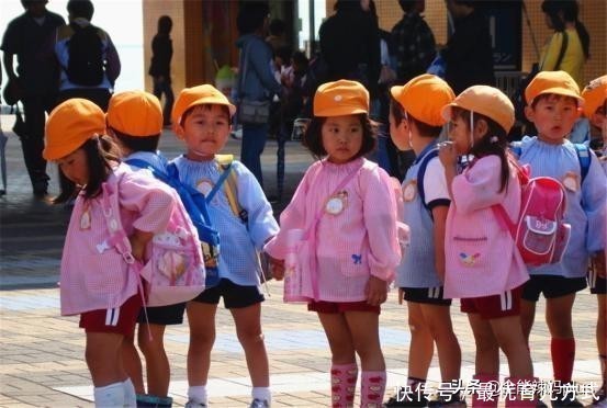 父母|专家怒批家长“接送孩子”:会毁孩子一生!网友:您有孩子吗?