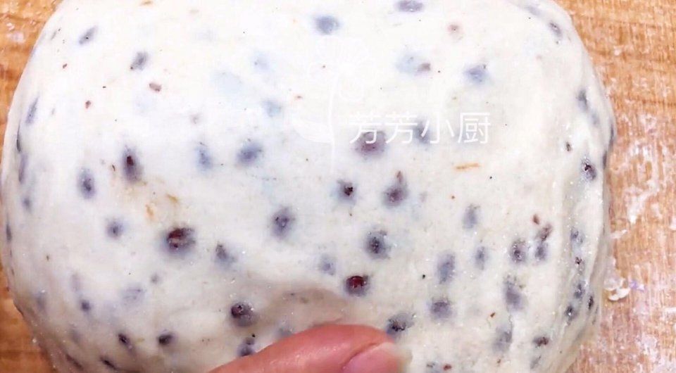 棉絮状|一碗糯米粉,教你做红豆糯米糕,亲戚来的时候,女人多吃补气补血