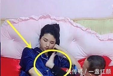 儿子|两岁儿子趁妈妈睡着,把脚放在妈妈嘴边,接下来妈妈的反应绝了!