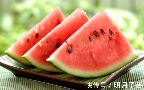 水果|血糖偏高的人,这3种水果尽量少吃,你可能不听劝