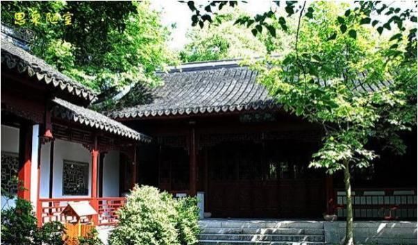 红楼梦林家和贾家的差距有多大几件大毛衣服露出冰山一角