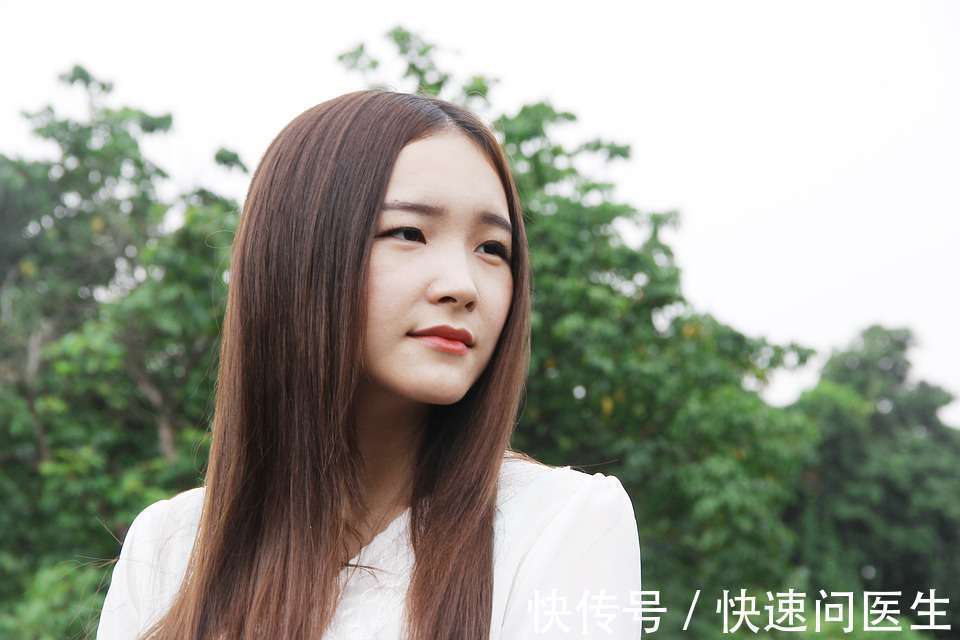 橄榄油 手是女人的第二张脸,一双手又黄又粗?教你4个方法护理