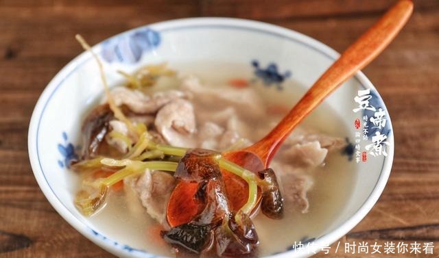  金线|一斤上千上万的金线莲你吃过吗，用于煮肉，味道香醇口感特好