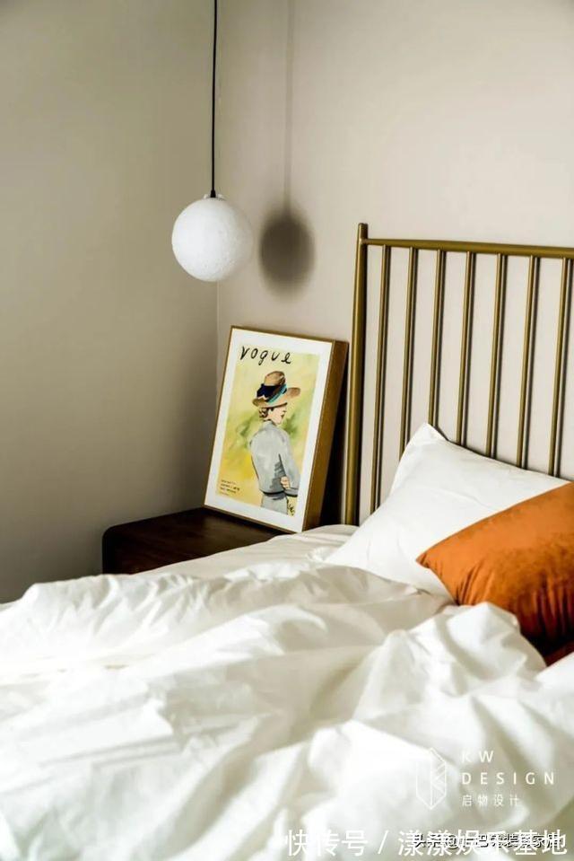 爱马仕|客厅没有茶几,空间却瞬间高级?看看她74㎡的家是怎么做的