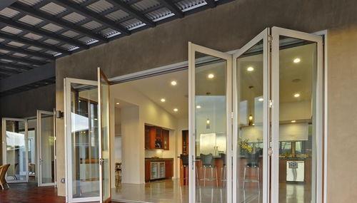 推拉门|为什么越来越多人厨房不装推拉门了?头回见这种设计,太聪明了!