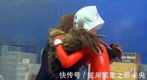 圆谷公司|奥特曼是如何繁衍下一代的网友只需看一版女奥特曼,就明白了