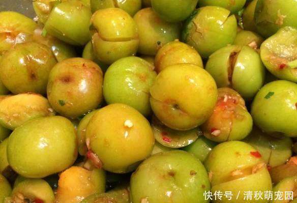  口水|五月初，很多老人挑着担子卖它，用辣椒粉腌一会，让人直咽口水！