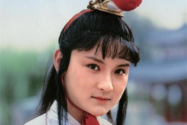 自缢而亡$《红楼梦》中“玉带林中挂”是啥意思？3个细节证明黛玉自缢而亡