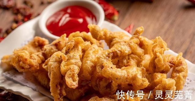 炸酥肉用淀粉还是面粉记住“211”的比例,酥脆好吃不回软!
