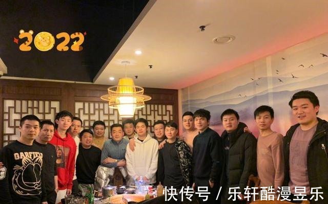 赵心童|中国斯诺克选手合影!丁俊晖作出积极表态,新的一年力争再创佳绩