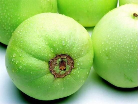 味道|去市场上买甜瓜,选“白皮”还是“青皮”?可惜还有很多人不知道