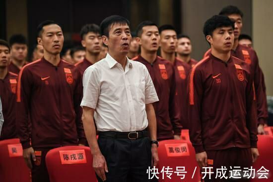 中国男足|中国男足将于2月24日解散,3月3日重新集结为荣誉而战,你怎么看