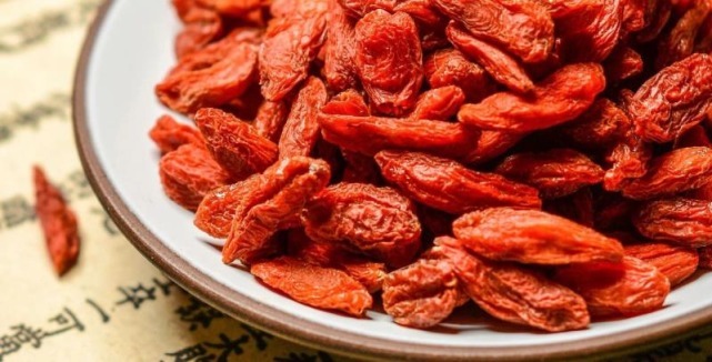 维生素泡「枸杞」的营养价值你知道吗？