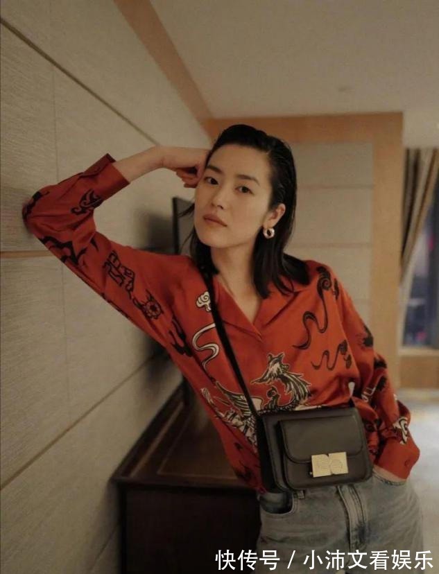 婴儿肥|被男生公认为不好看的4种脸型,化妆也很难变美,希望你一个不中