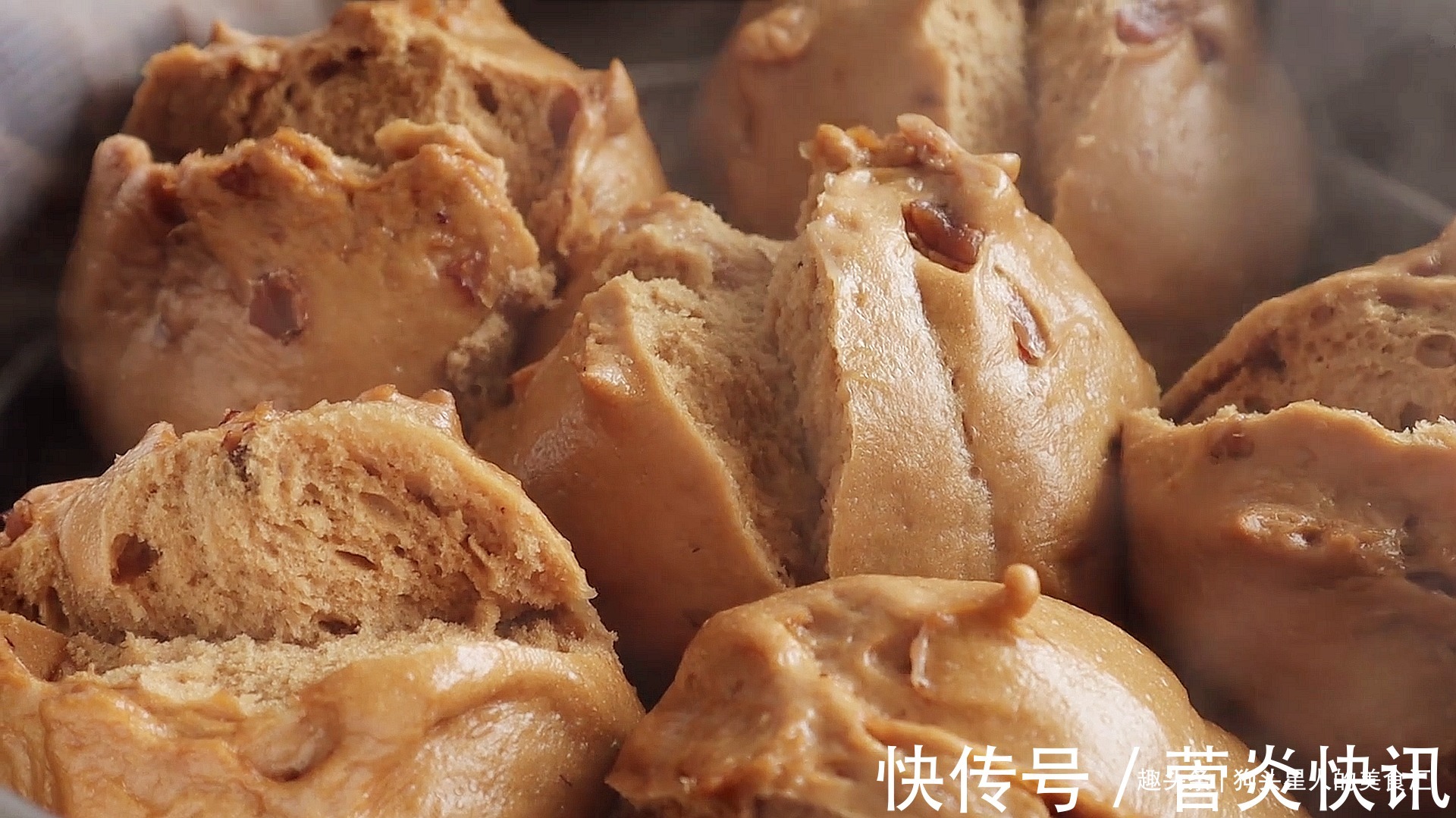 红糖馒头|红糖大枣馒头的正确做法，不用红糖水，个个都开花，香甜又暄软