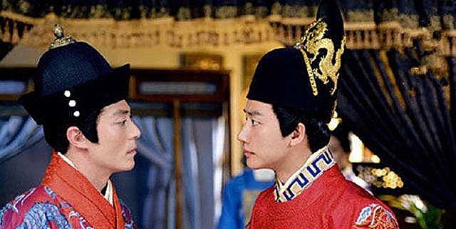 毁誉参半|史上对英宗皇帝评价毁誉参半:他执政的能力,的确不如弟弟朱祁钰