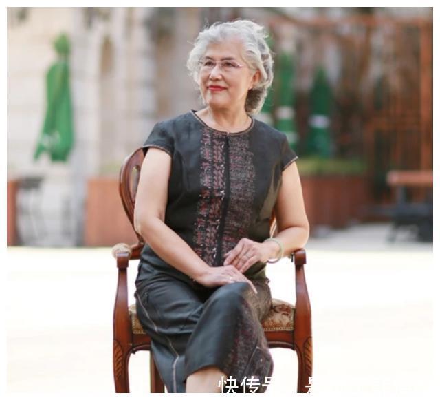 张叔|姥姥说：这三句话，看似是激励，实则是毁孩子，一句也别说了