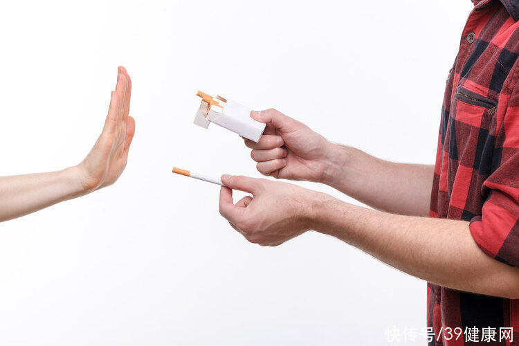 危害|吸烟的危害远远不止肺癌,戒烟后,身体的这些变化难以想象