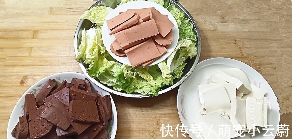 天冷了,这道“麻辣血旺”做来吃,太过瘾,汤汁拌饭都能吃2碗