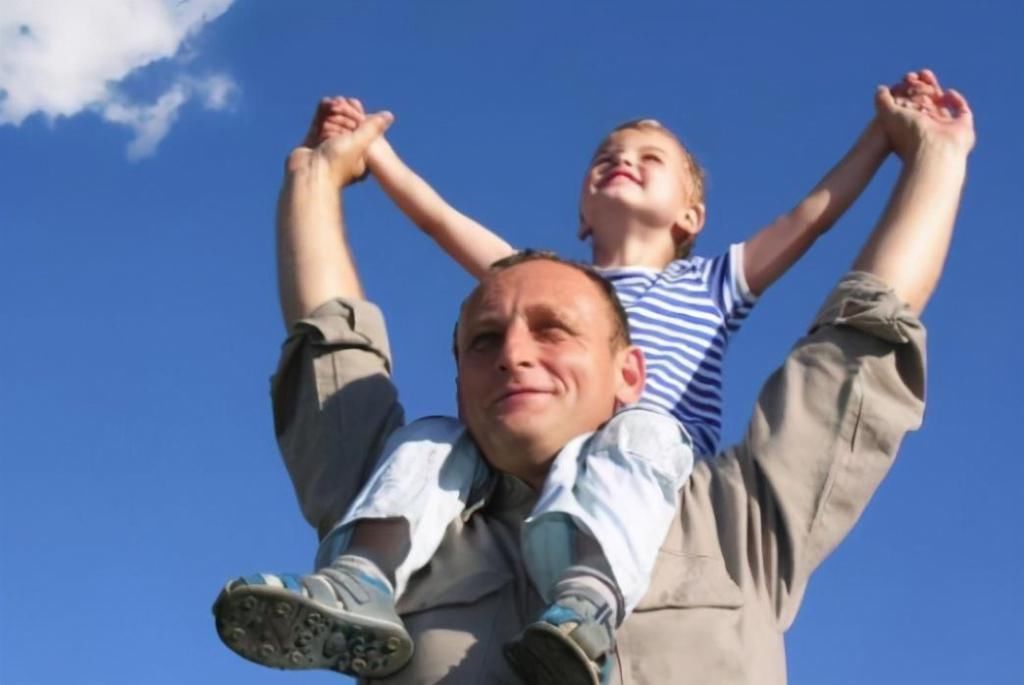 身高|兄弟俩一个天天吃钙片,一个天天喝牛奶,5年后成最萌身高差