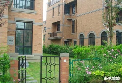 房子|為什么有錢人買房搶著買一樓？售樓小姐說漏嘴，后悔我家沒入手