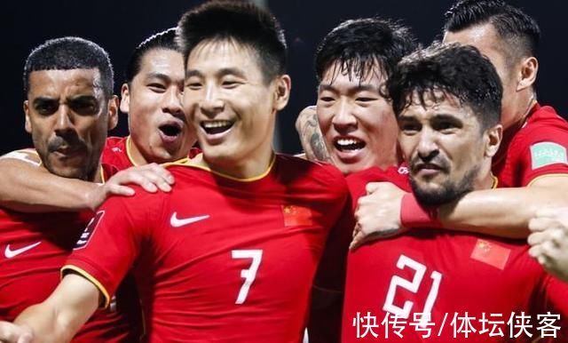 比赛|5战4分,中国男足晋级只剩理论可能,做到这两点,男足依旧能出线